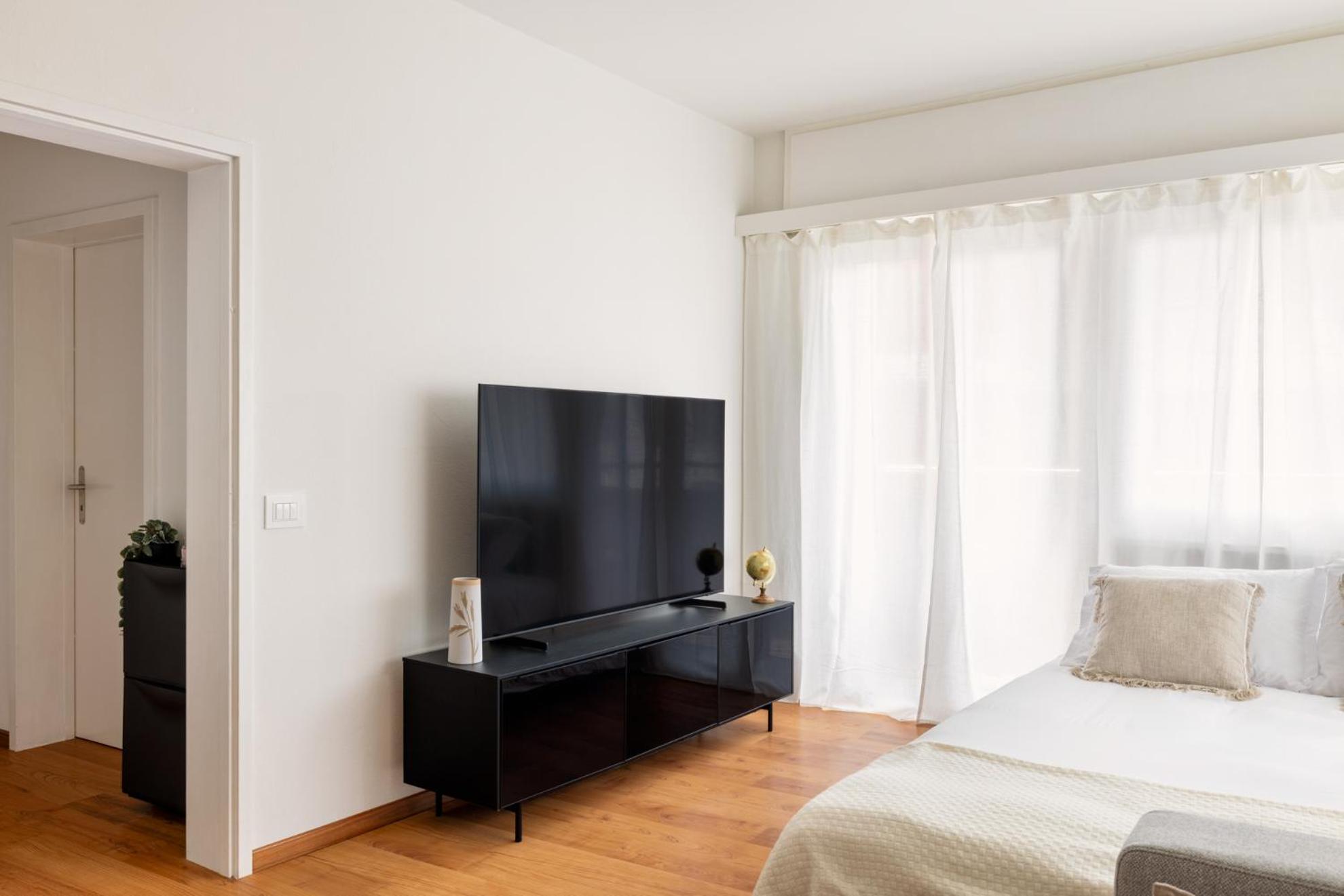 Lake Modern Suites - Free Parking Lugano Zewnętrze zdjęcie